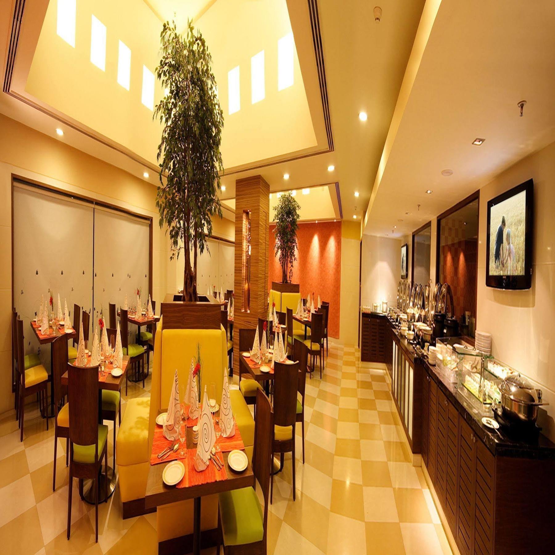 Aditya Hometel Hyderabad Luaran gambar