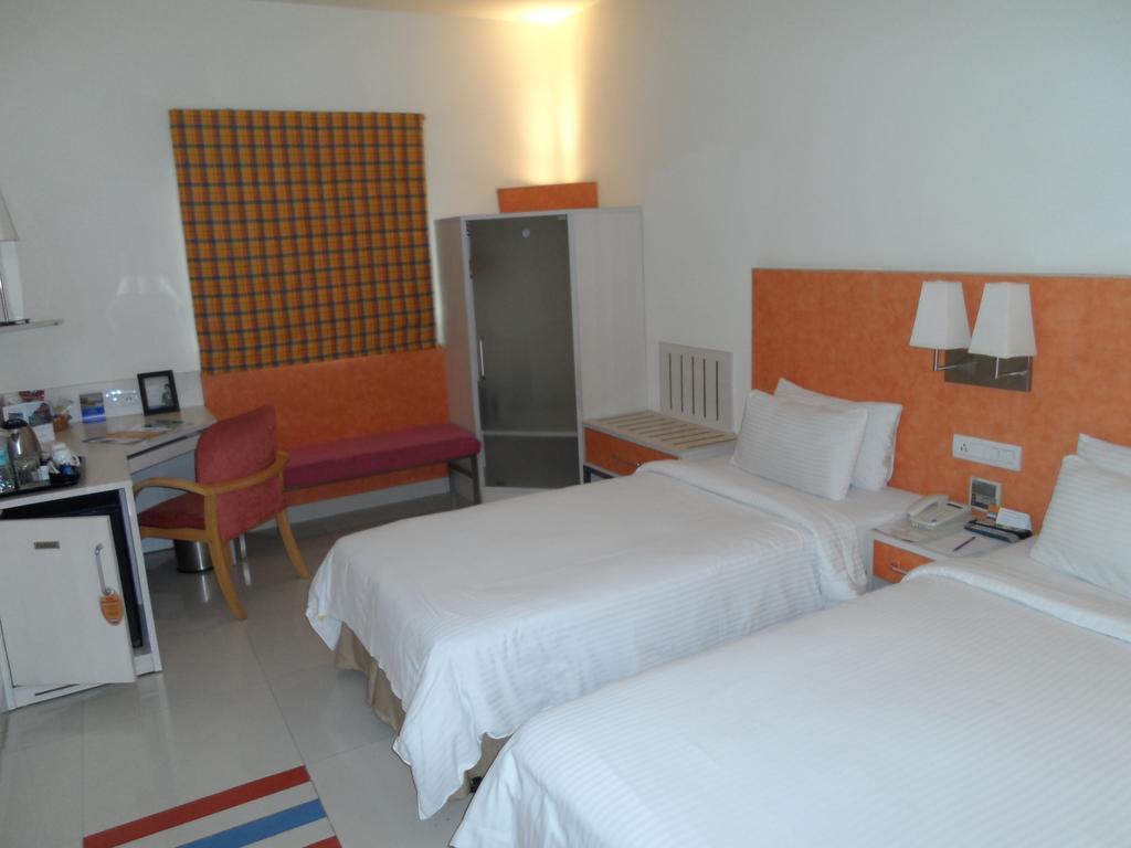 Aditya Hometel Hyderabad Luaran gambar